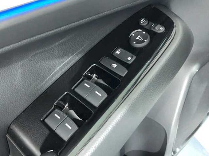 Honda ENY1 BEV 69KWH ADVANCE 204 5P